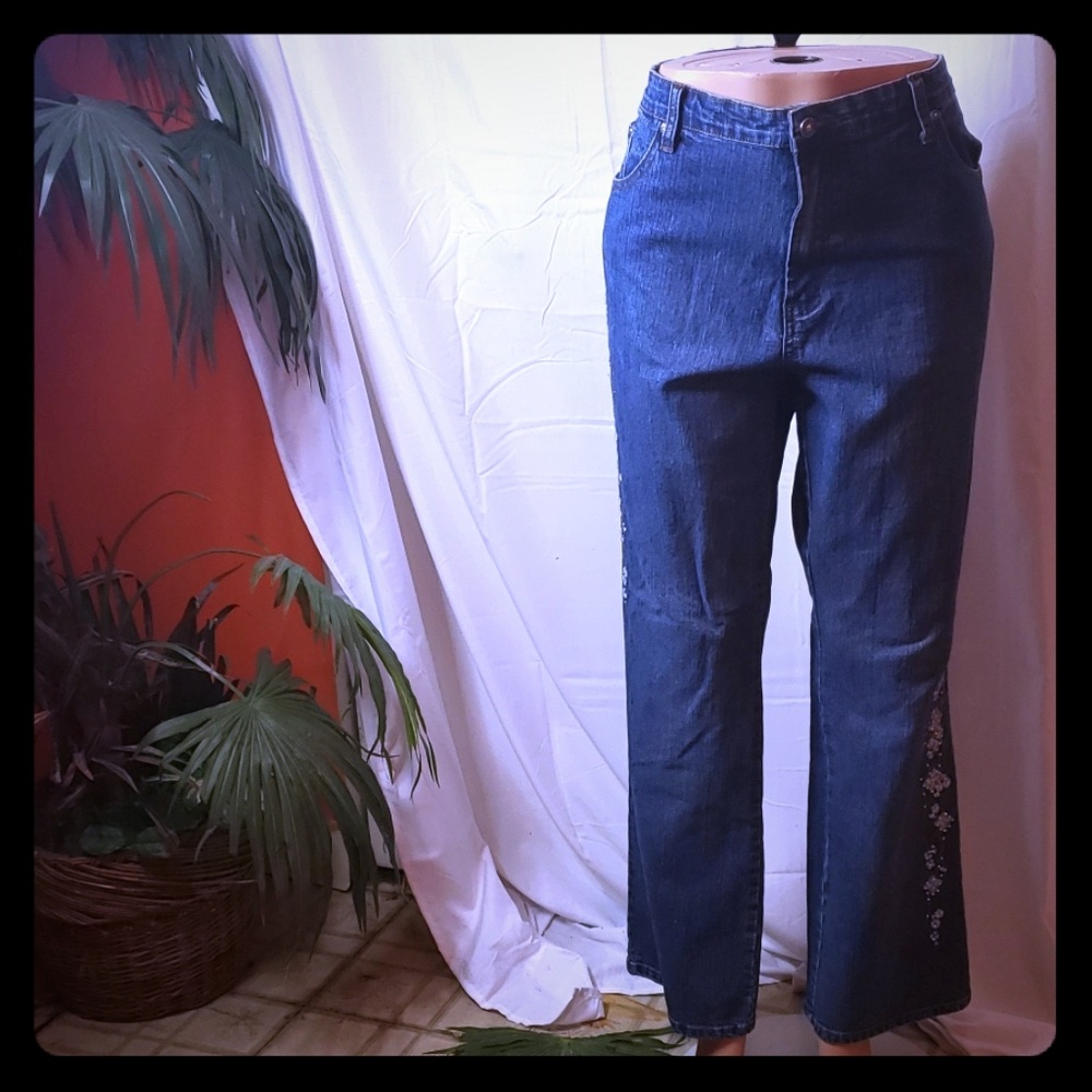 Cosmo Politan blue Denim Jean size 18